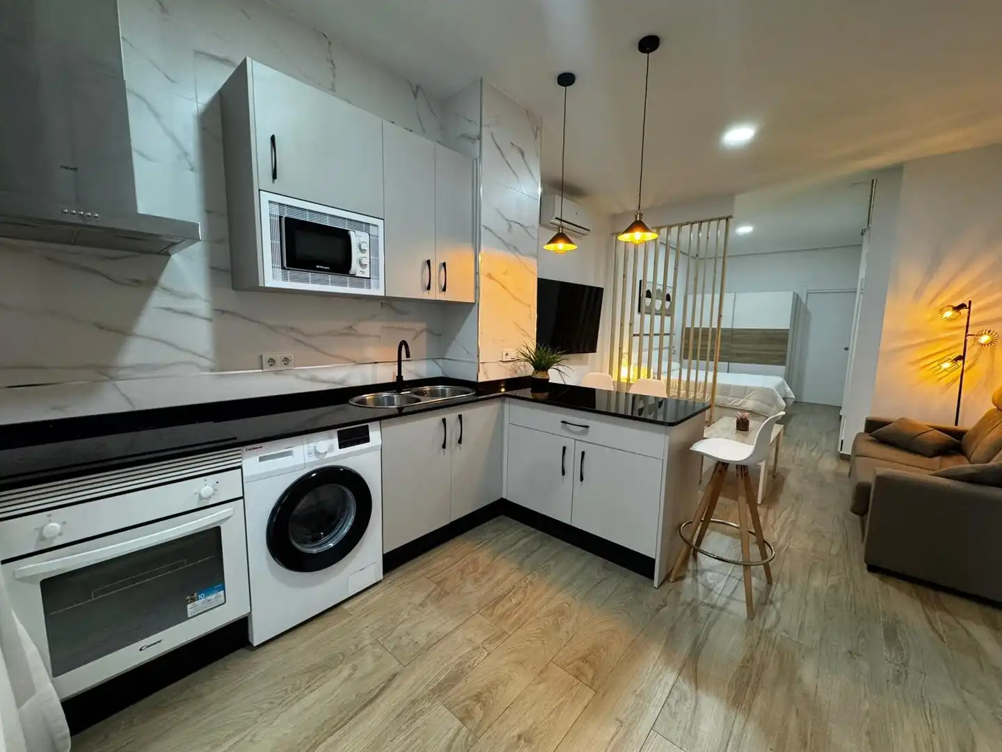 Kitchen of Flat for rent in Córdoba  with Air Conditioner, Heating and Furnished
