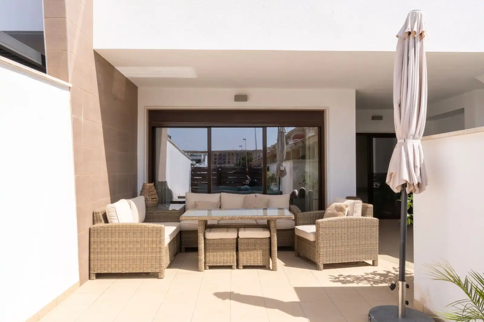 Terrasse von Wohnungen zum Verkauf in San Pedro del Pinatar mit Privatgarten, Terrasse und Balkon