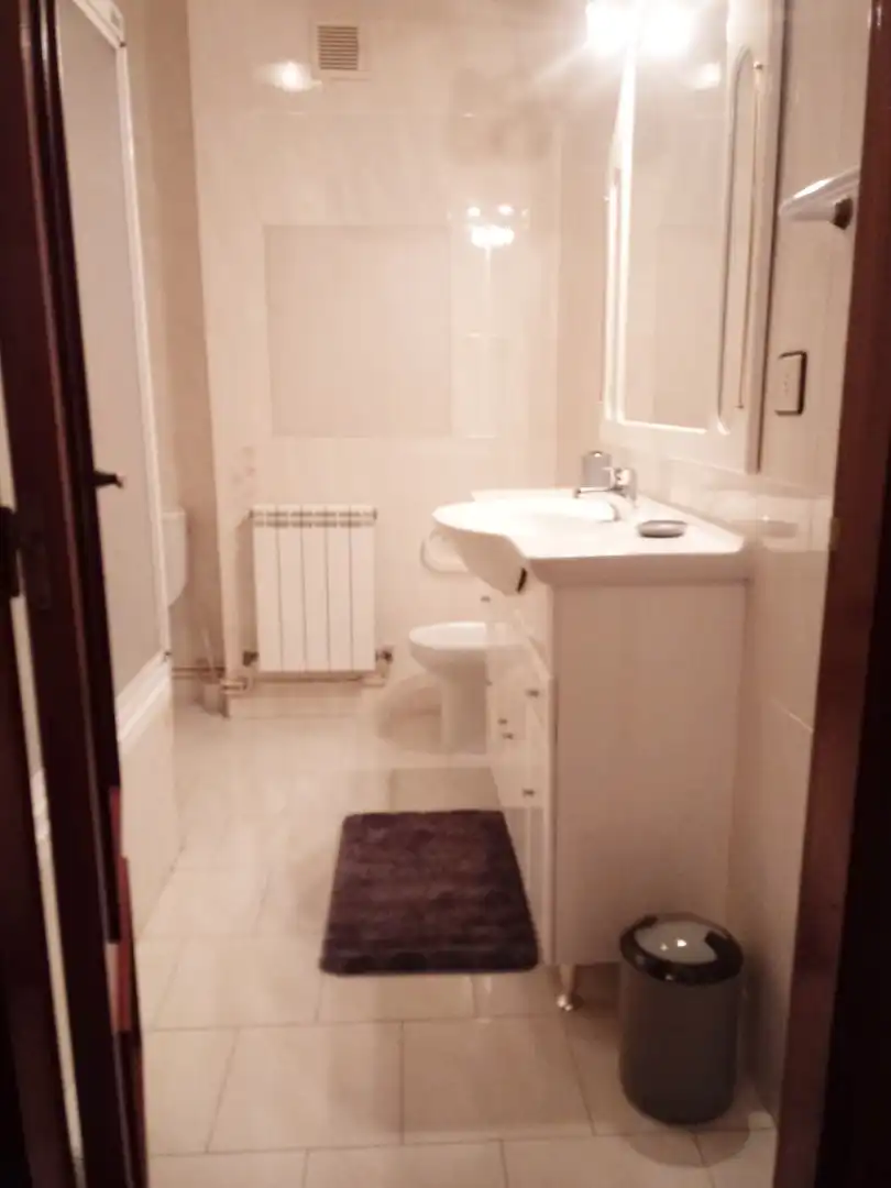 Badezimmer von Wohnung zur Miete in Villarcayo de Merindad de Castilla la Vieja mit Heizung, Terrasse und Möbliert
