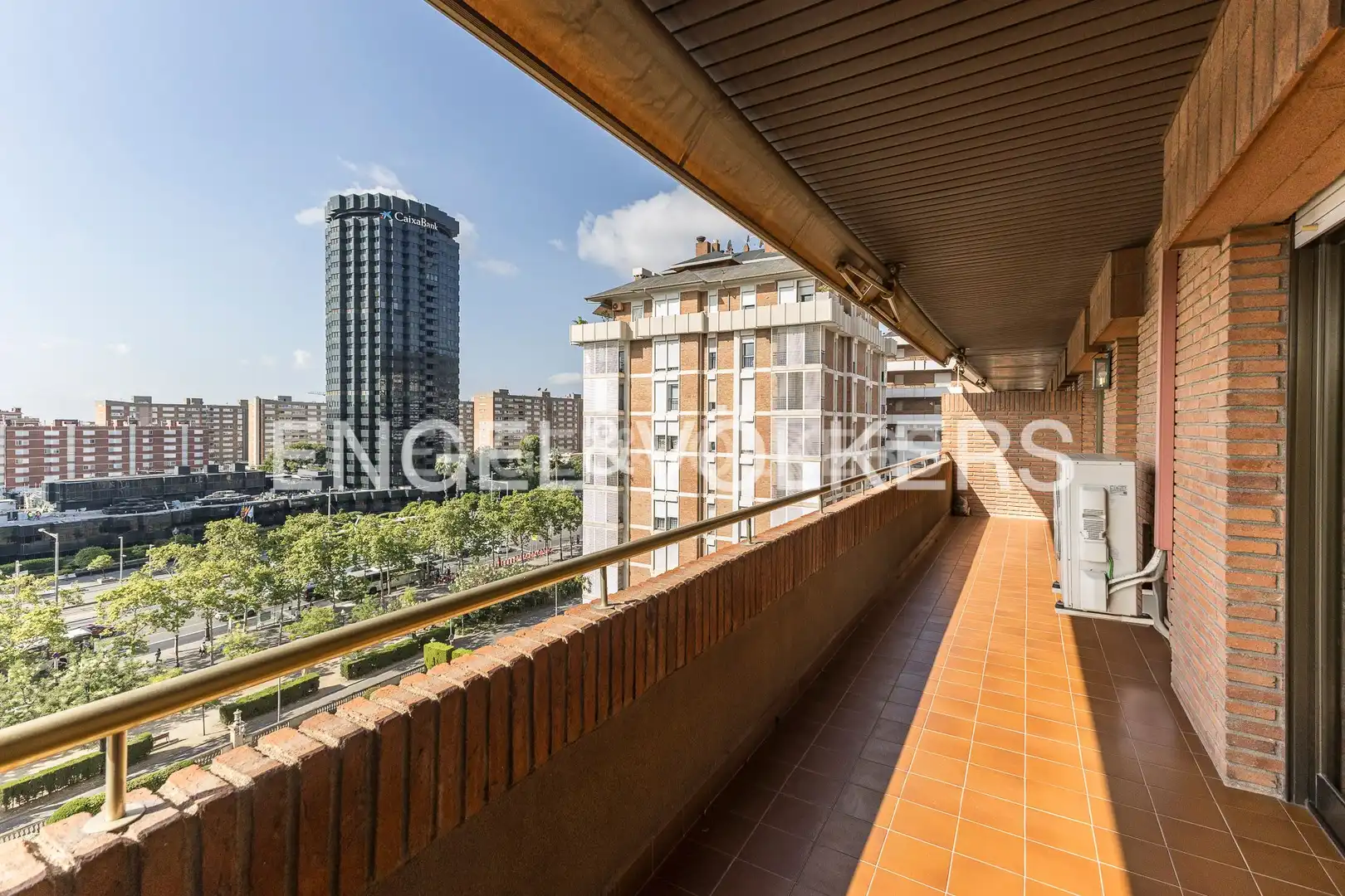 Terrassa de Pis en venda en Barcelona amb Aire condicionat, Calefacció i Jardí privat