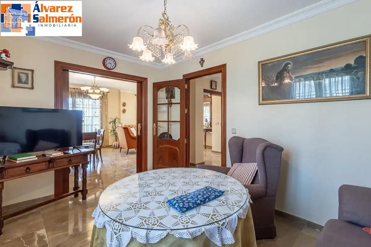 Casa con jardín en venta en Calle MARIANA PINEDA, imagen 12