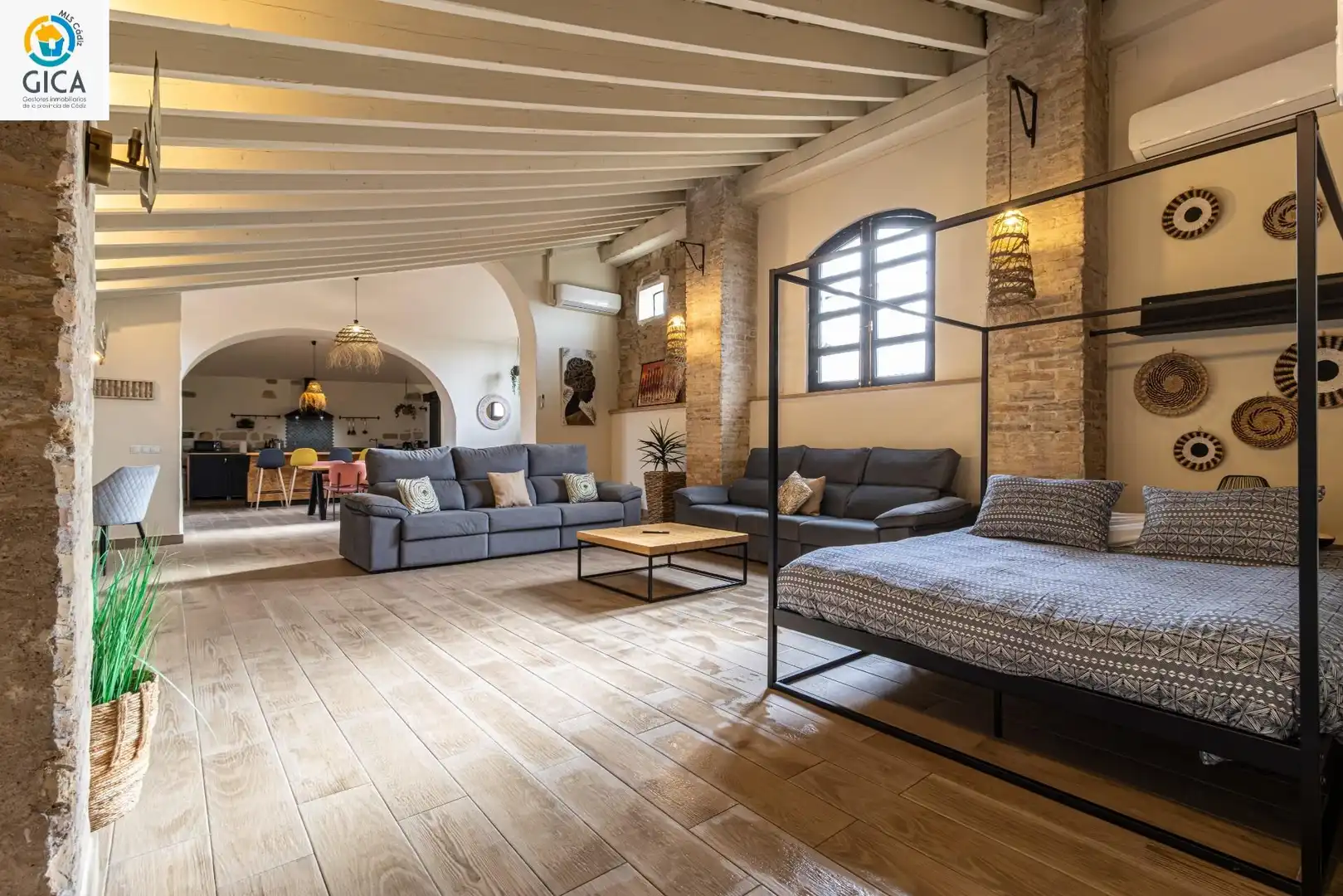 Sala de estar de Casa o chalet en venta en Jerez de la Frontera con Aire acondicionado, Calefacción y Trastero