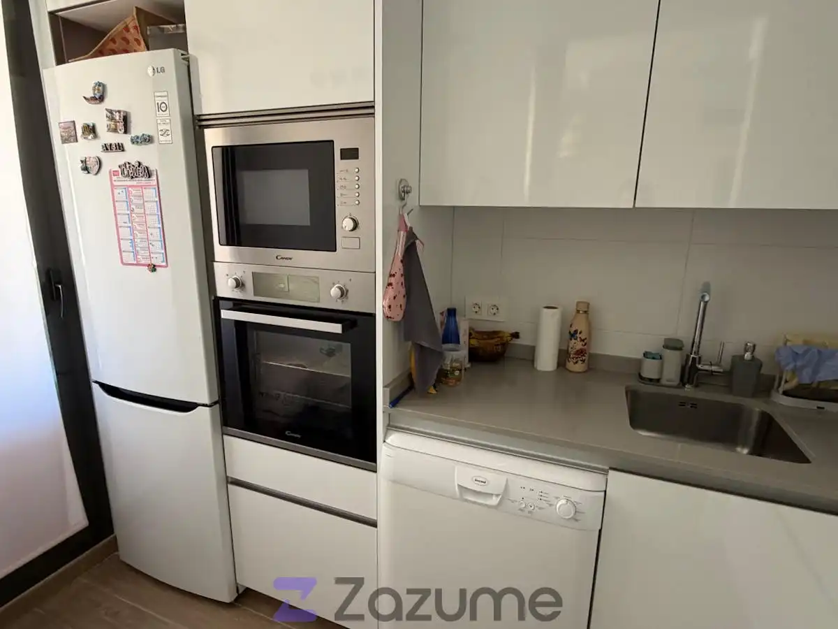 Küche von Wohnung zur Miete in Madrid mit Klimaanlage, Heizung und Parkett