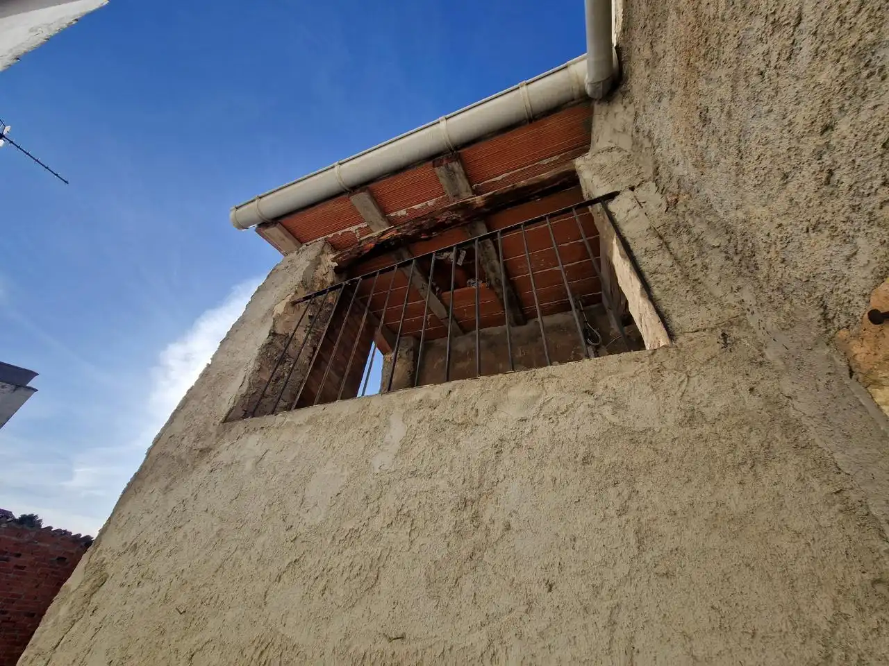 Vista exterior de Casa o xalet en venda en Riba-roja d'Ebre amb Terrassa