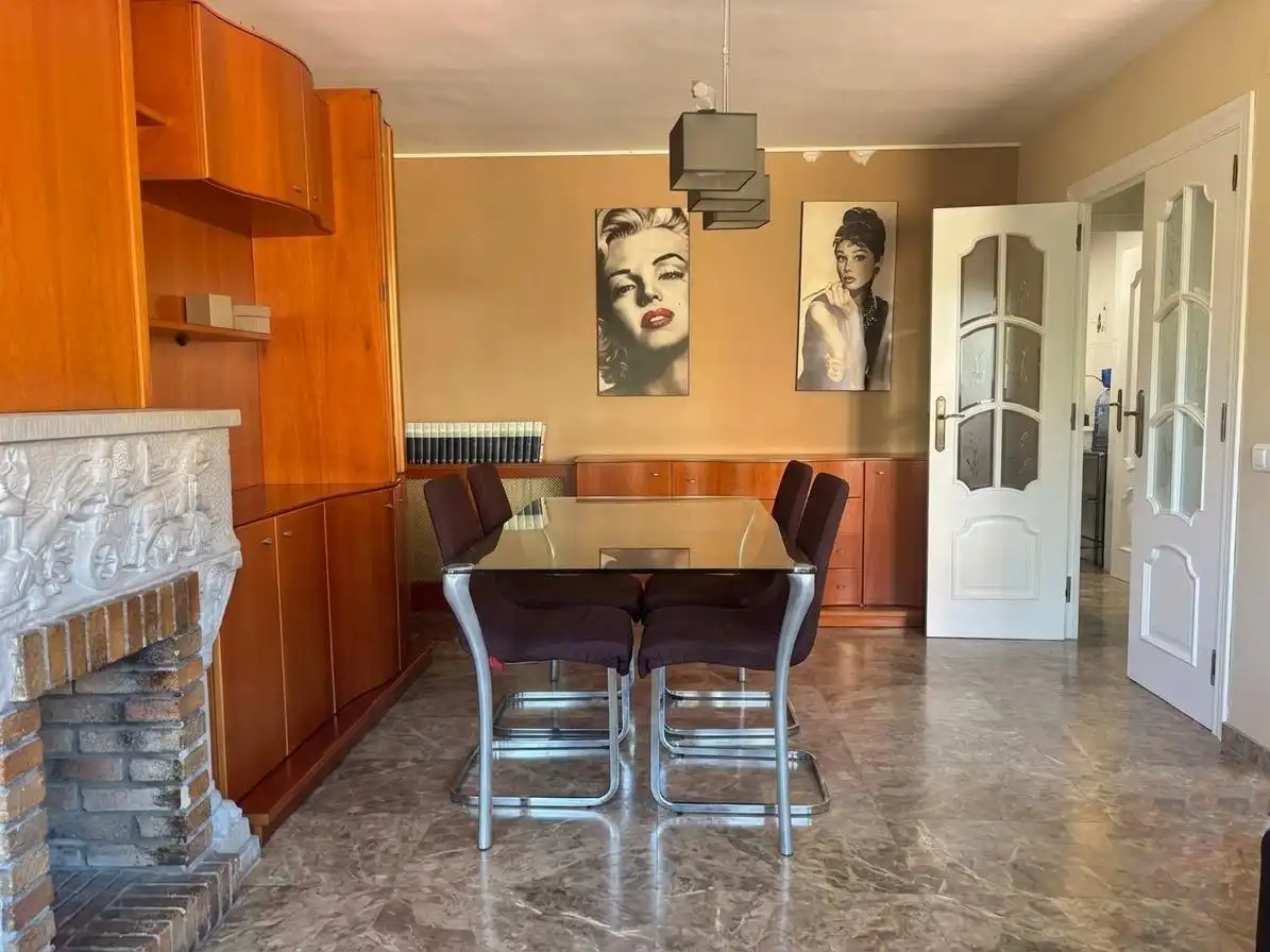 Dining room of Ground floor for sale in Esplugues de Llobregat  with Air Conditioner, Heating and Balcony