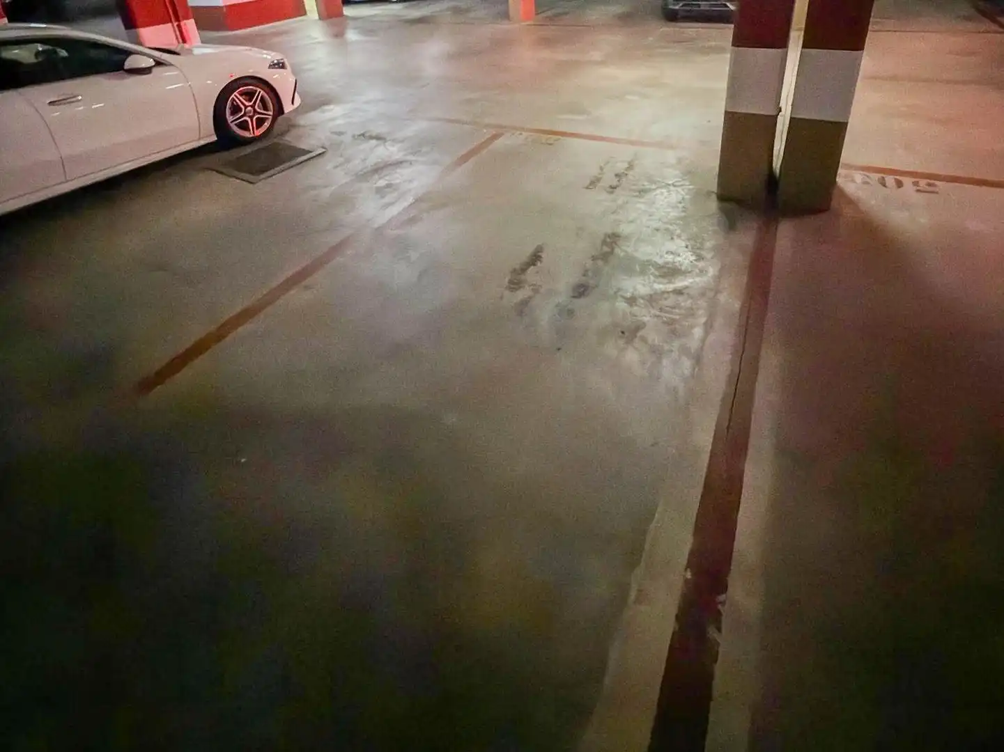 Parking de Piso en venta en Olesa de Montserrat con Calefacción, Parquet y Amueblado