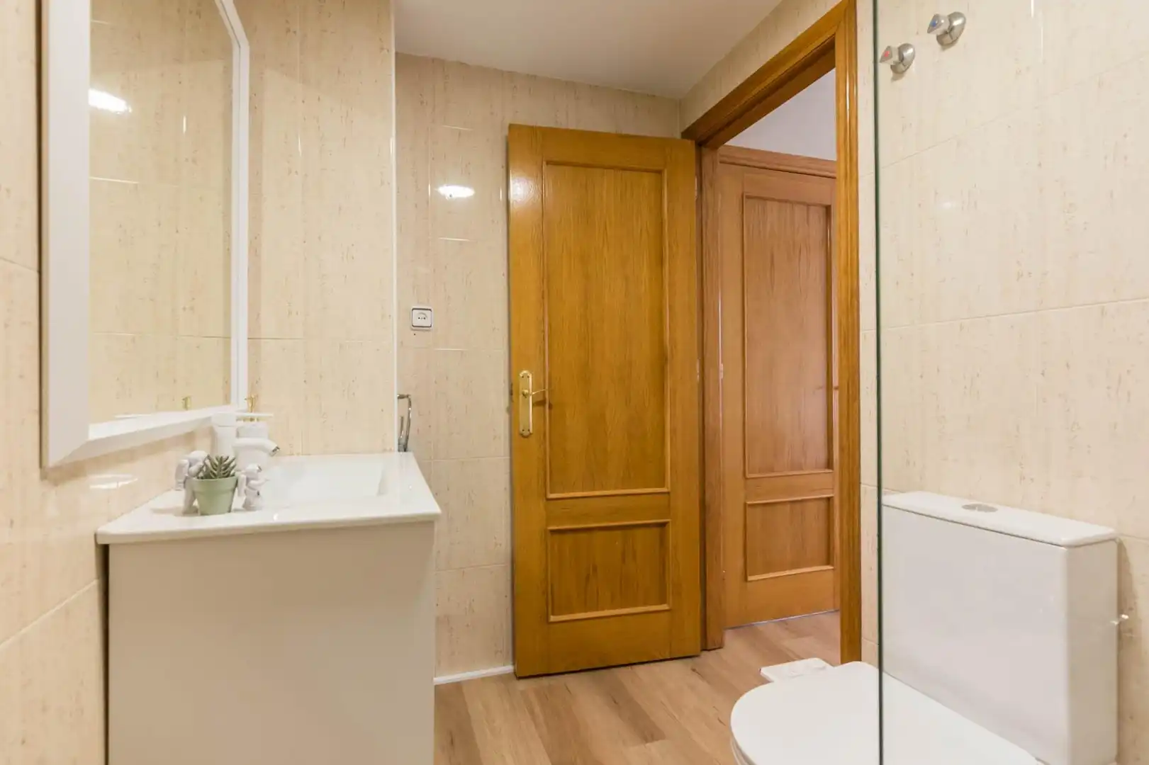 Badezimmer von Wohnung zum Verkauf in Santomera mit Klimaanlage, Privatgarten und Abstellraum