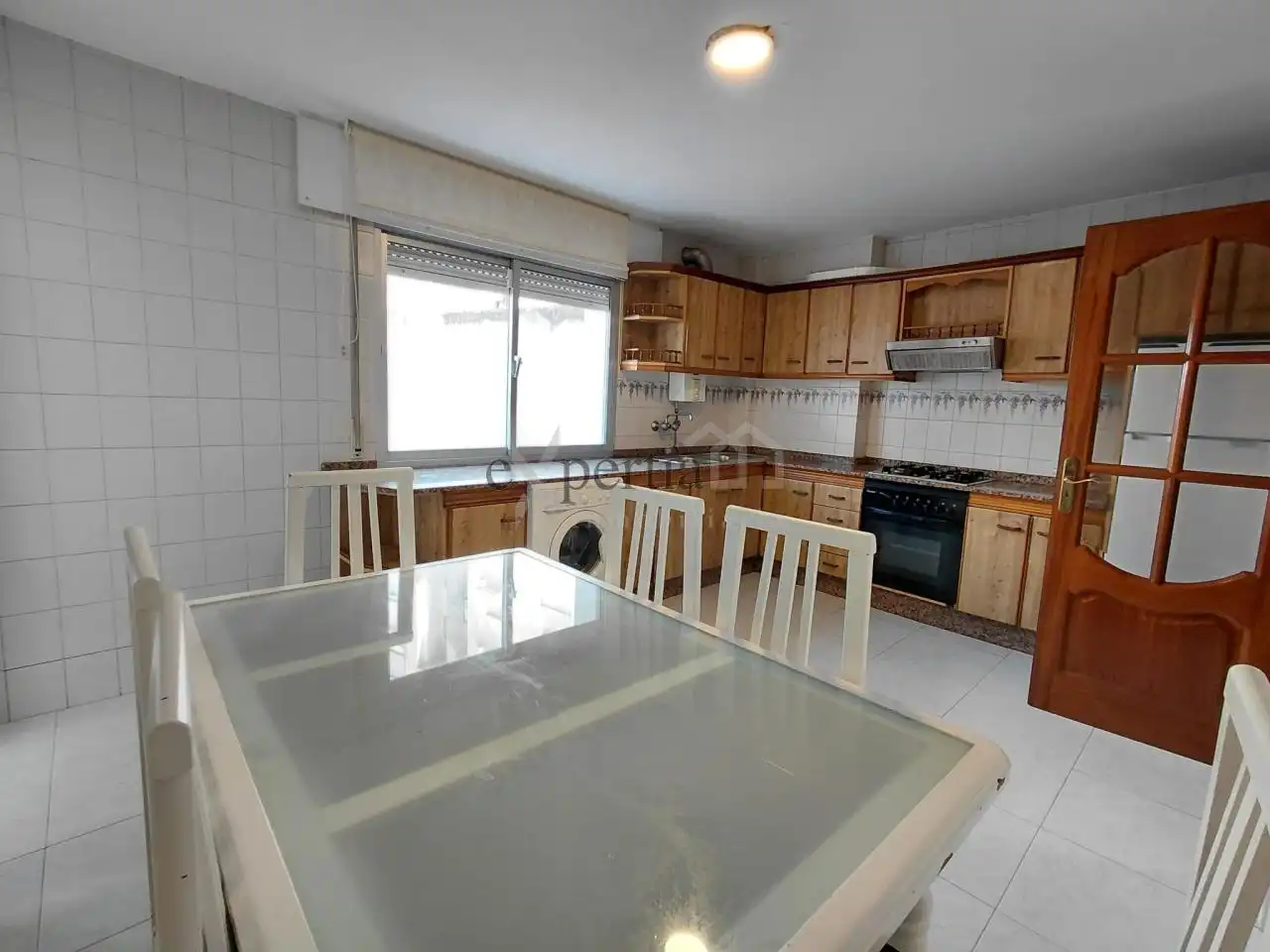 Cocina de Piso en venta en Boiro con Calefacción, Terraza y Trastero