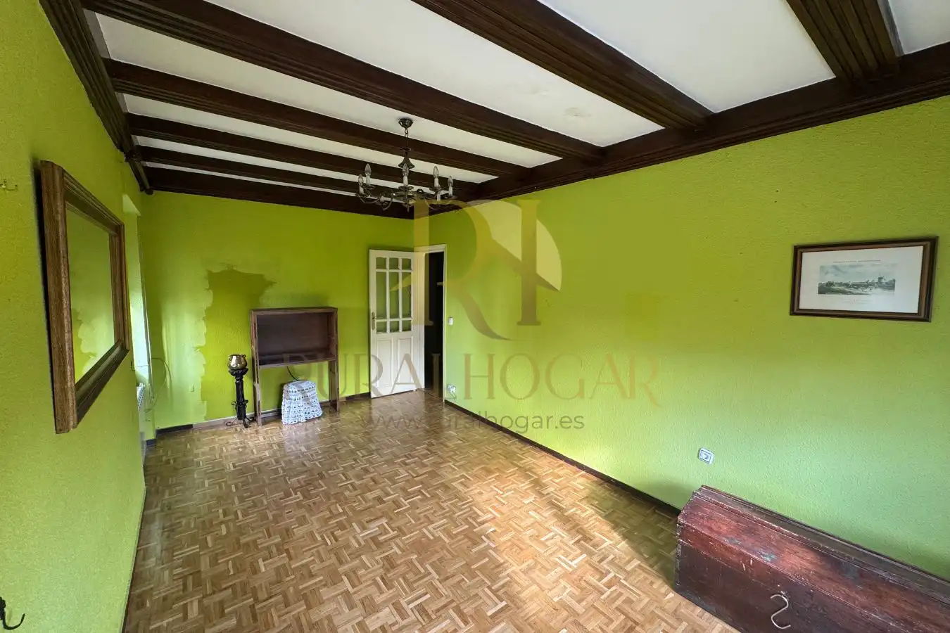 Living room of Houses for sale in León Capital   with Heating, Private garden and Parquet flooring
