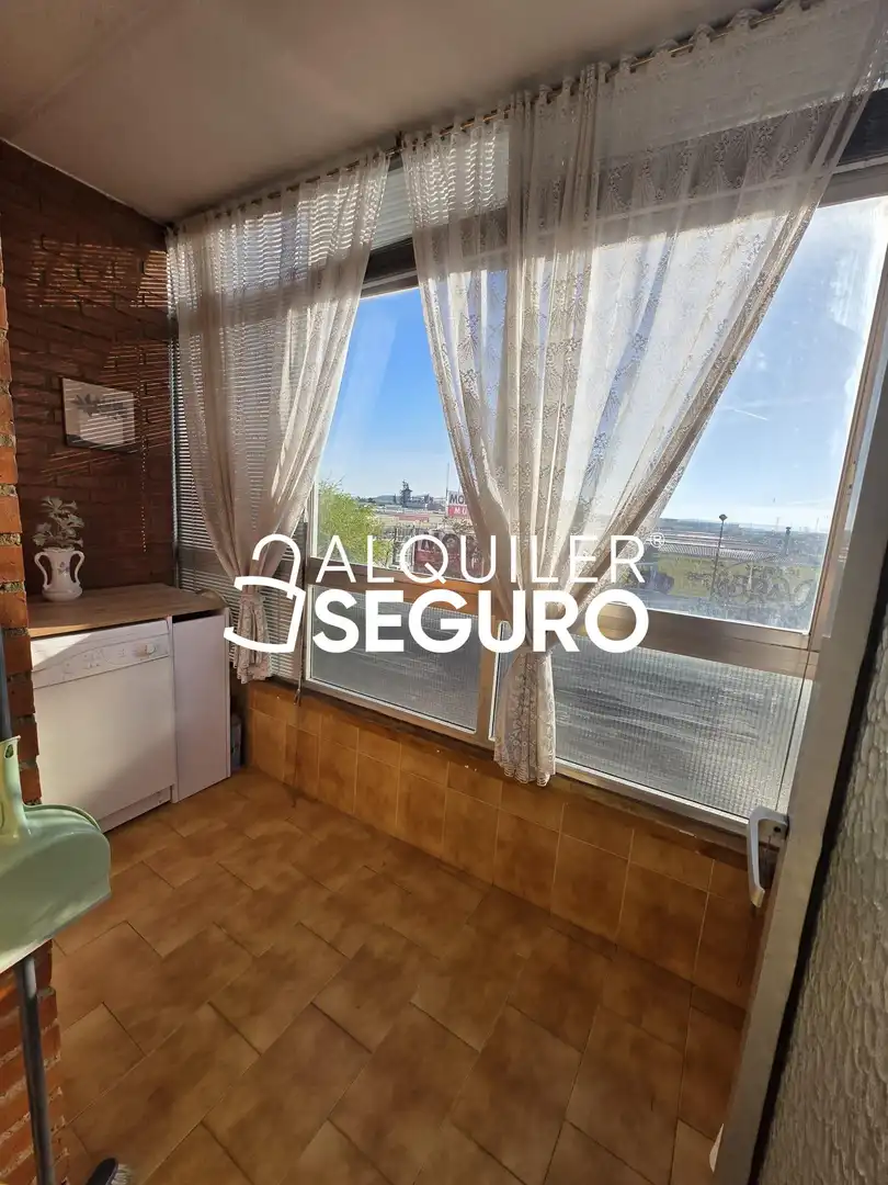 Bedroom of Flat for rent in Burgos  with Heating, Terrace and Furnished
