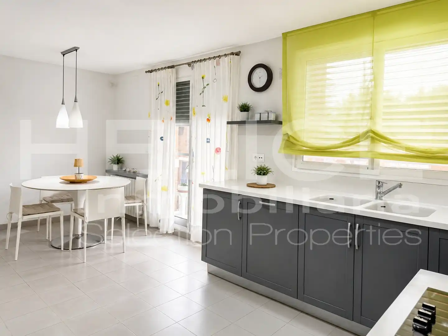 Cocina de Casa o chalet en venta en Sedaví con Aire acondicionado, Calefacción y Parquet