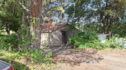 Finca de regadío de 7.885m2 + casa de 62m2. Caspe. 88.000€