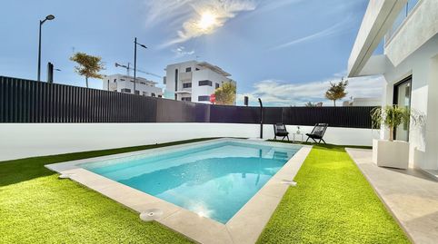 Has visto el vídeo?nbspNecesitas el 100?nbspEspectacular villa en planta baja en esquina ubicada en el exclusivo Santa Rosalía Lak, imatge 3