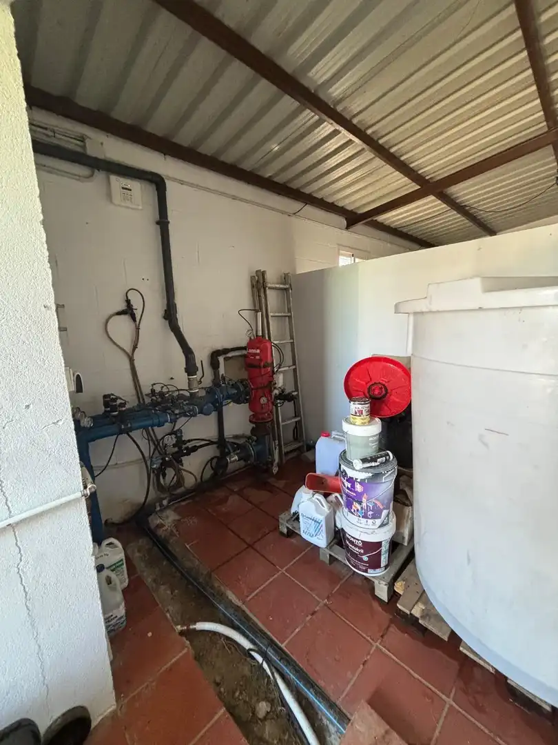 Casa rústica amb piscina en venda a Cantillana, imagen 23