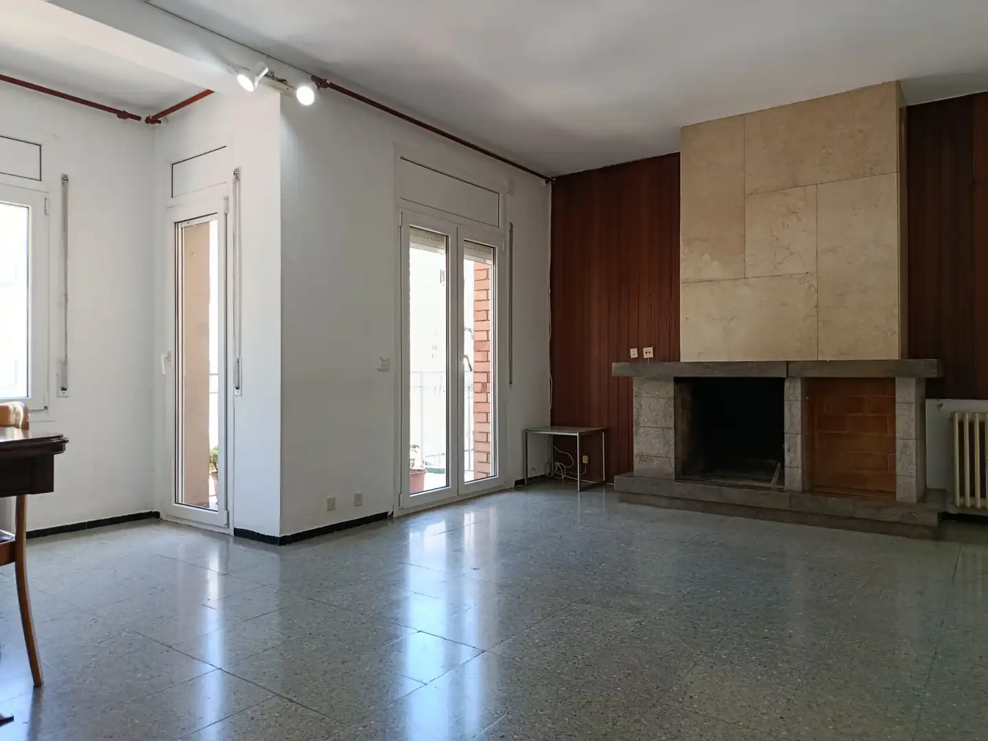 Wohnzimmer von Wohnung zum Verkauf in Girona mit Heizung, Terrasse und Balkon
