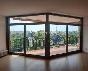 Exterior view of Flat for sale in  Valencia Capital  with Air Conditioner, Heating and Parquet flooring