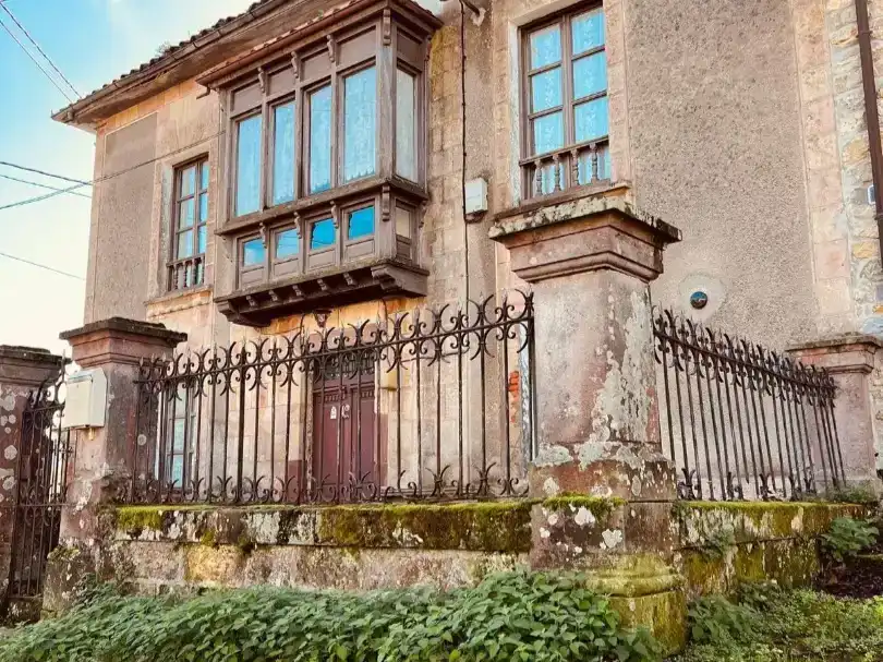 Vista exterior de Casa o xalet en venda en Herrerías amb Balcó