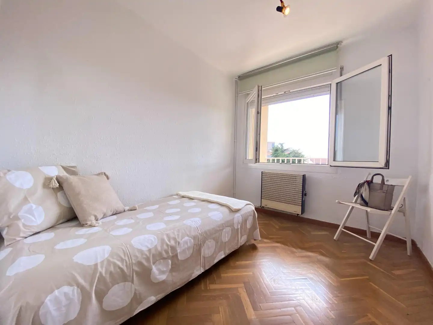 Habitación de Piso en venta en Terrassa con Balcón
