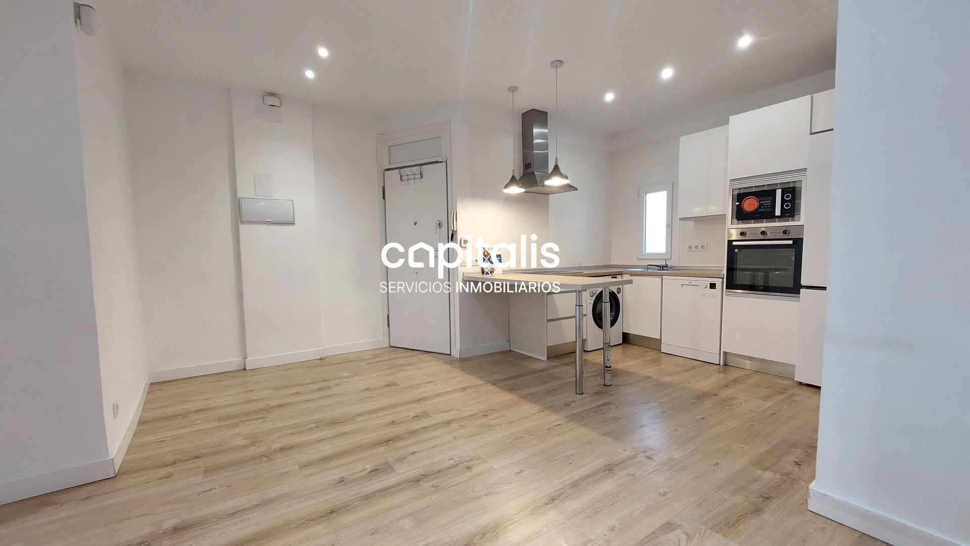 Kitchen of Flat for sale in  Madrid Capital  with Air Conditioner and Heating