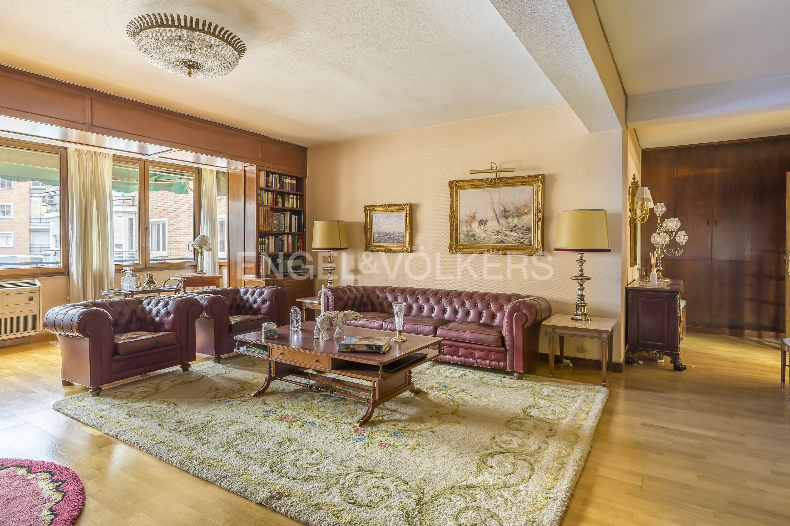 Sala d'estar de Apartament en venda en  Madrid Capital amb Aire condicionat, Calefacció i Traster