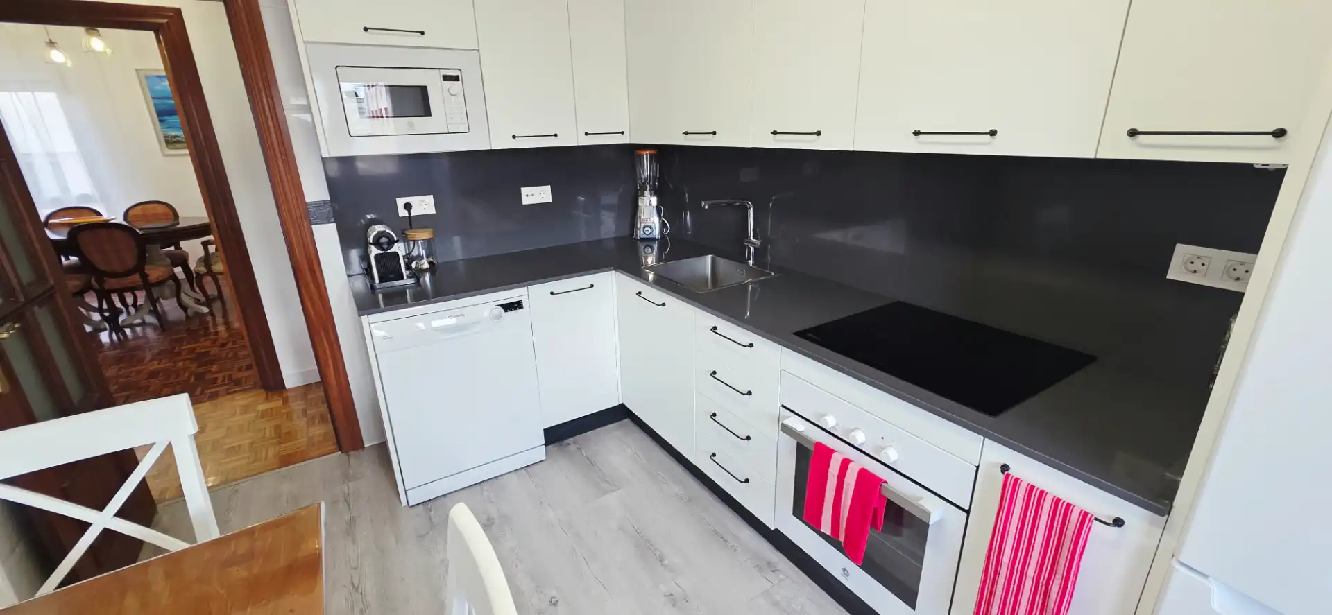 Kitchen of Flat for rent in Gijón   with Heating, Parquet flooring and Furnished