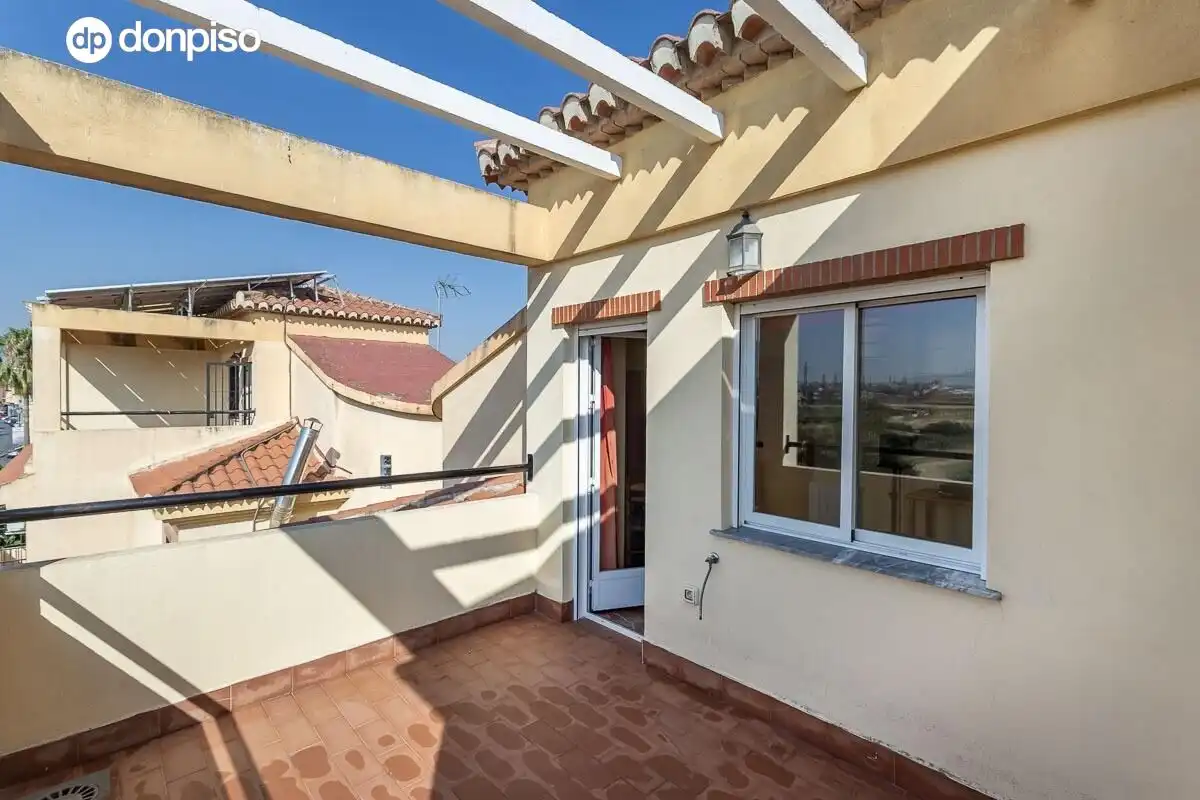 Home with pool for sale in Calle CARLOS CANO (HI), imagen 31