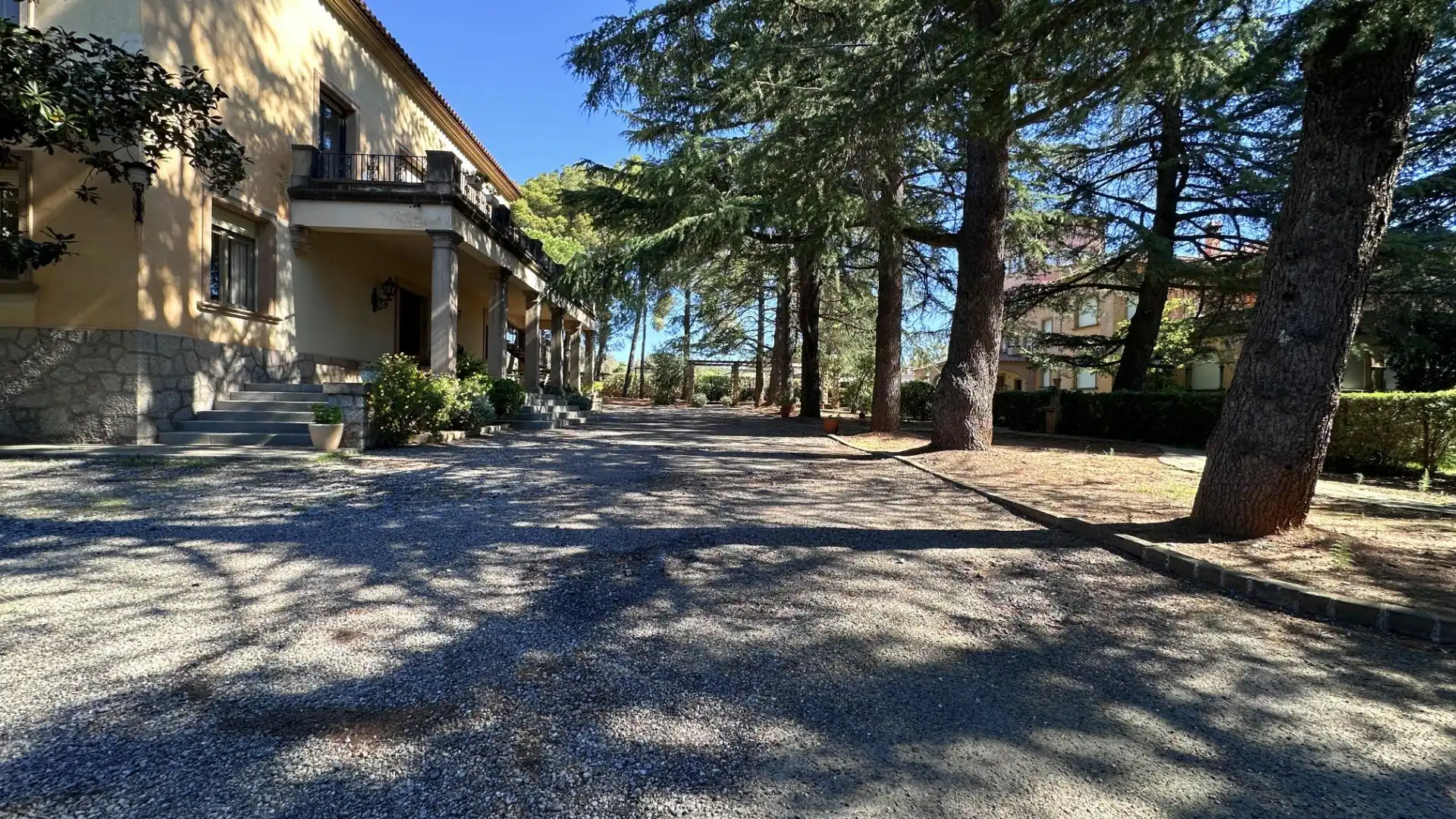 Vista exterior de Casa o chalet en venta en Terrassa con Aire acondicionado, Calefacción y Jardín privado