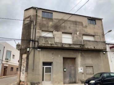Casa en venta en Avenida Estacion 52