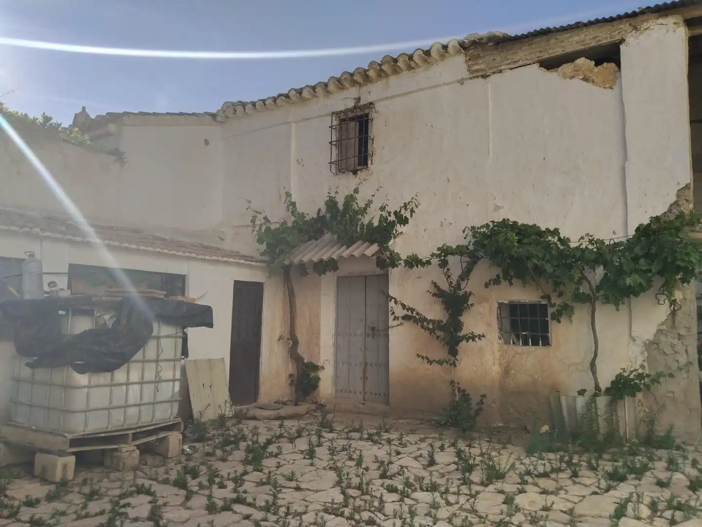 Casa rústica amb terrassa en venda a Zona de la Vega, imagen 5