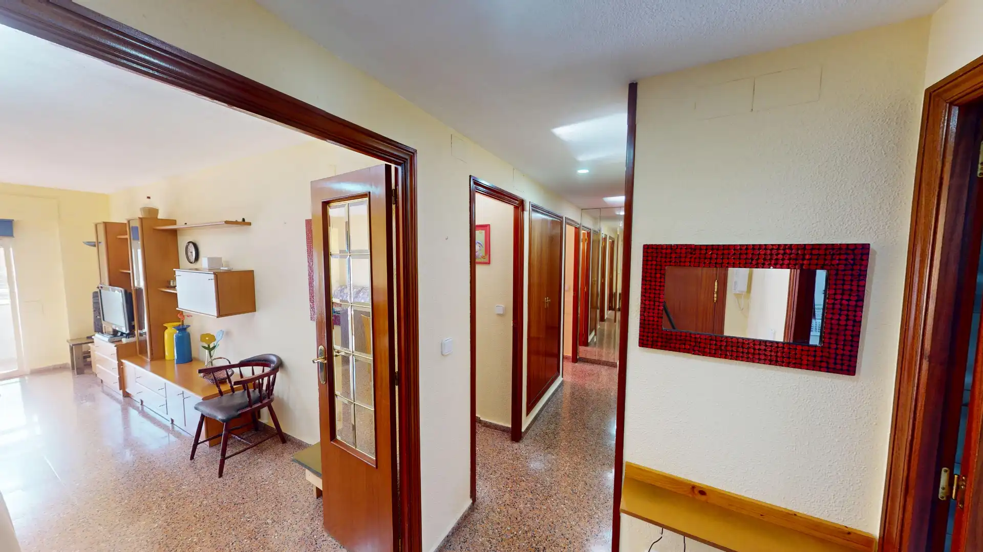 Wohnung zum Verkauf in Alicante / Alacant mit Klimaanlage und Balkon