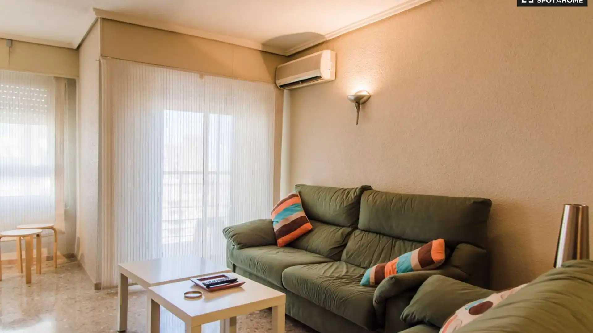 Habitación en Ciutat Universitària