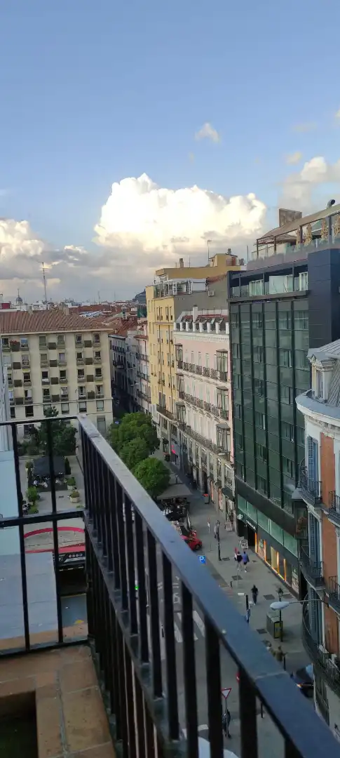 Vista exterior de Àtic en venda en Madrid amb Aire condicionat, Calefacció i Parquet