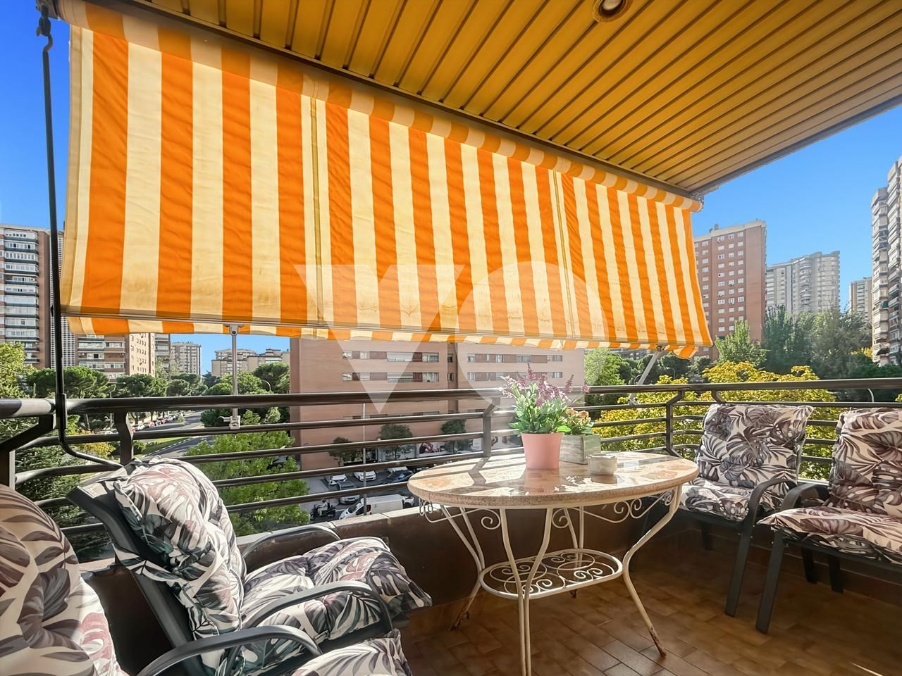 Exterior view of Flat for sale in  Madrid Capital  with Air Conditioner, Heating and Terrace