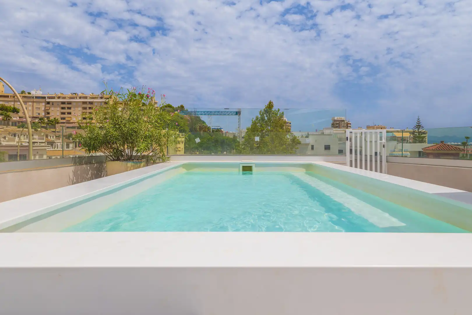 Erdgeschosswohnung mit Pool zum Verkauf in La Carihuela - Los Nidos, imagen 2
