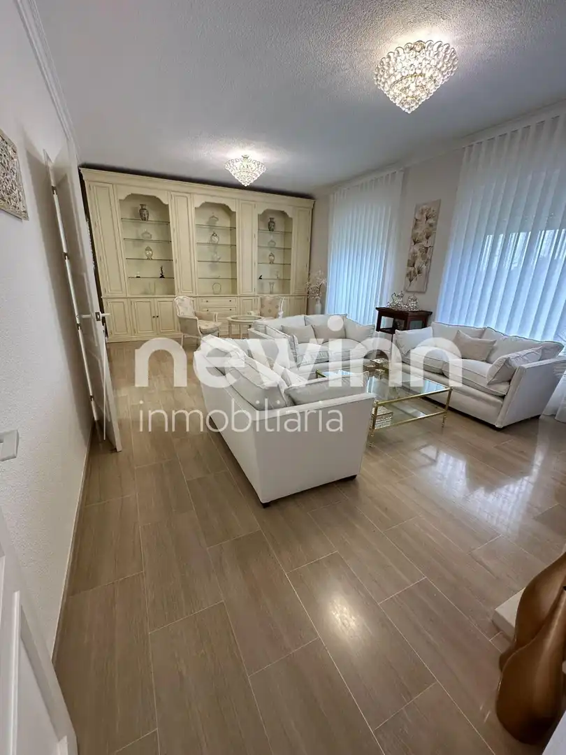 Houses for sale in El Brillante -El Naranjo - El Tablero