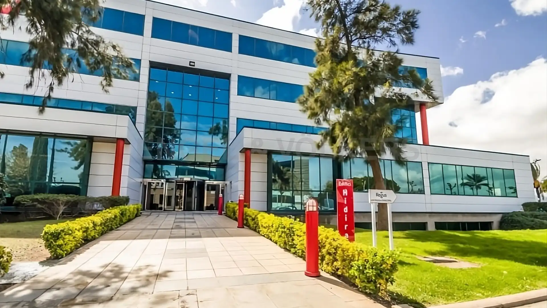 Oficina amb ascensor de lloguer a Zona Industrial