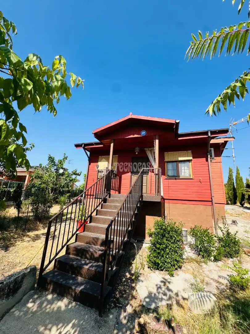 Vista exterior de Casa o chalet en venta en Escalona con Aire acondicionado y Trastero