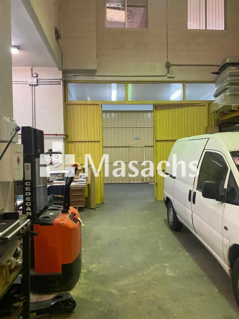 Industrial building for sale in San Blas, imagen 6