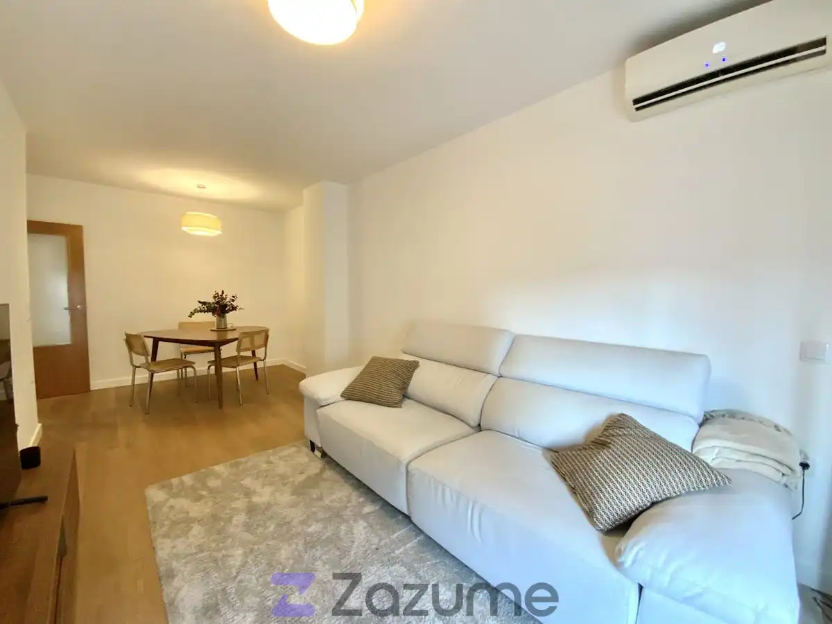 Living room of Flat for rent in Alcàsser  with Air Conditioner, Heating and Parquet flooring
