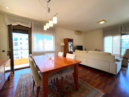 Dining room of Flat for sale in Vilanova i la Geltrú  with Air Conditioner, Heating and Parquet flooring