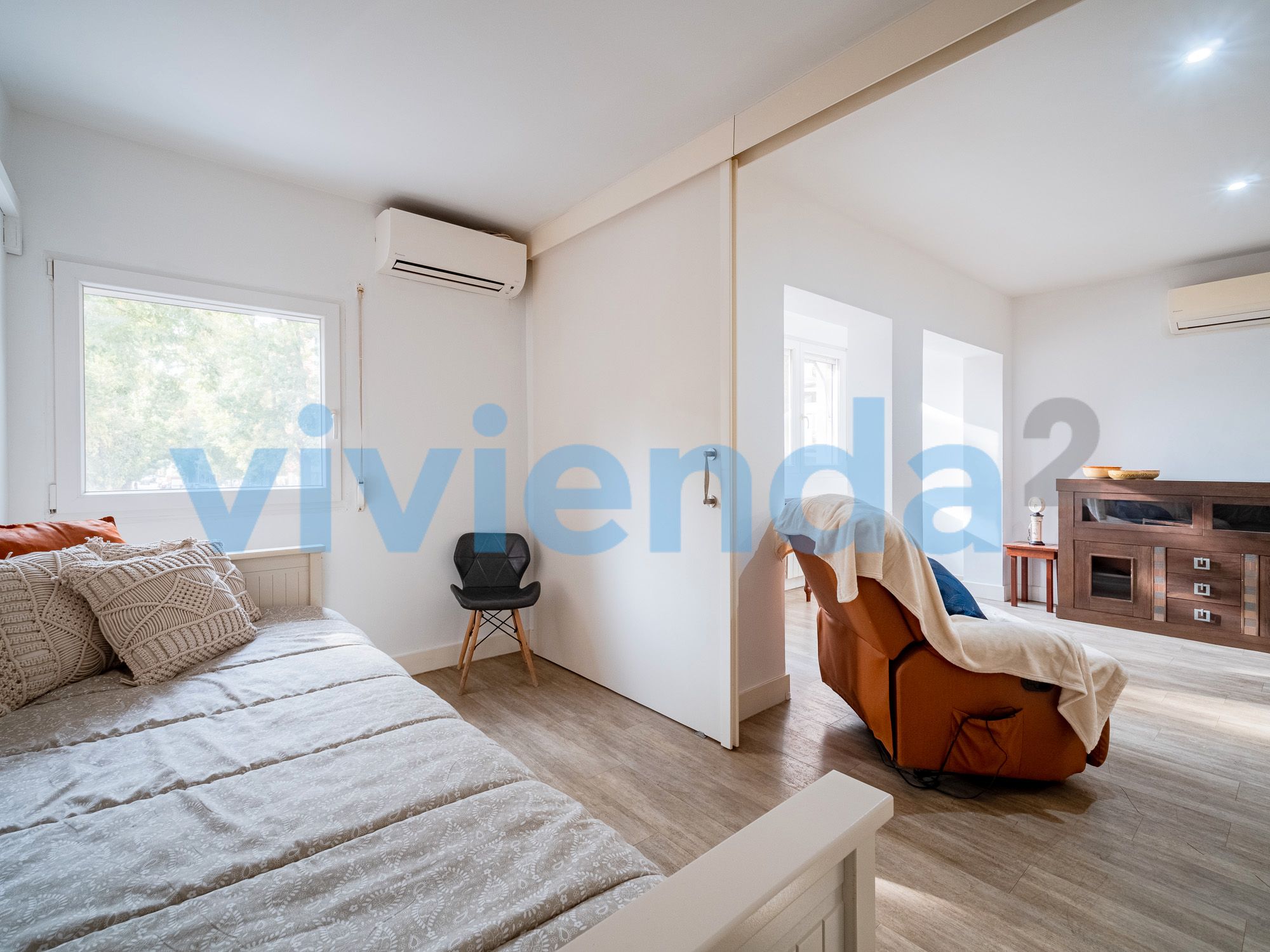 Bedroom of Flat for sale in  Madrid Capital  with Air Conditioner, Heating and Furnished
