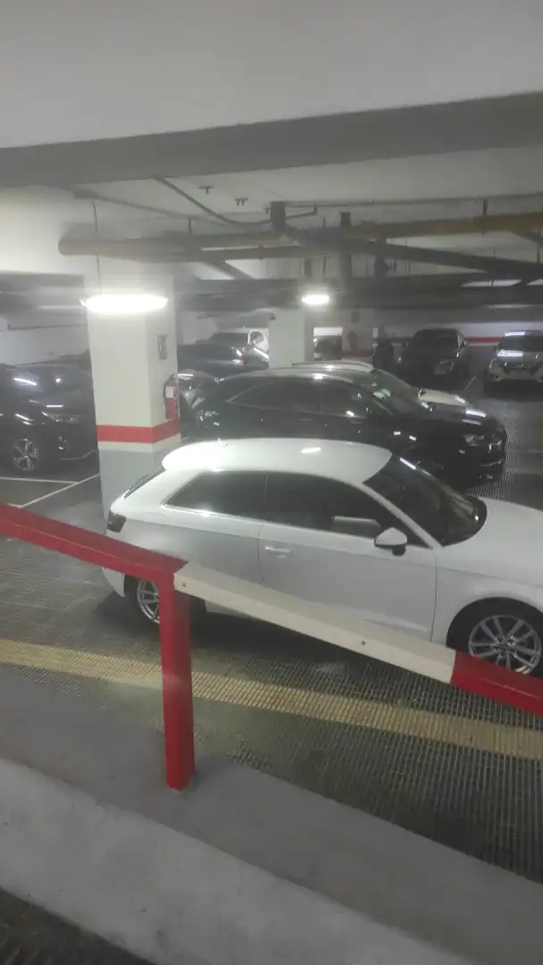 Parking of Garage for rent in Barcelona