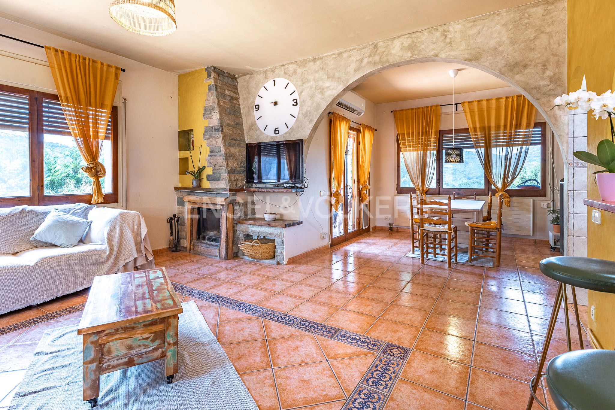Sala d'estar de Casa o xalet en venda en Vallromanes amb Aire condicionat, Calefacció i Jardí privat
