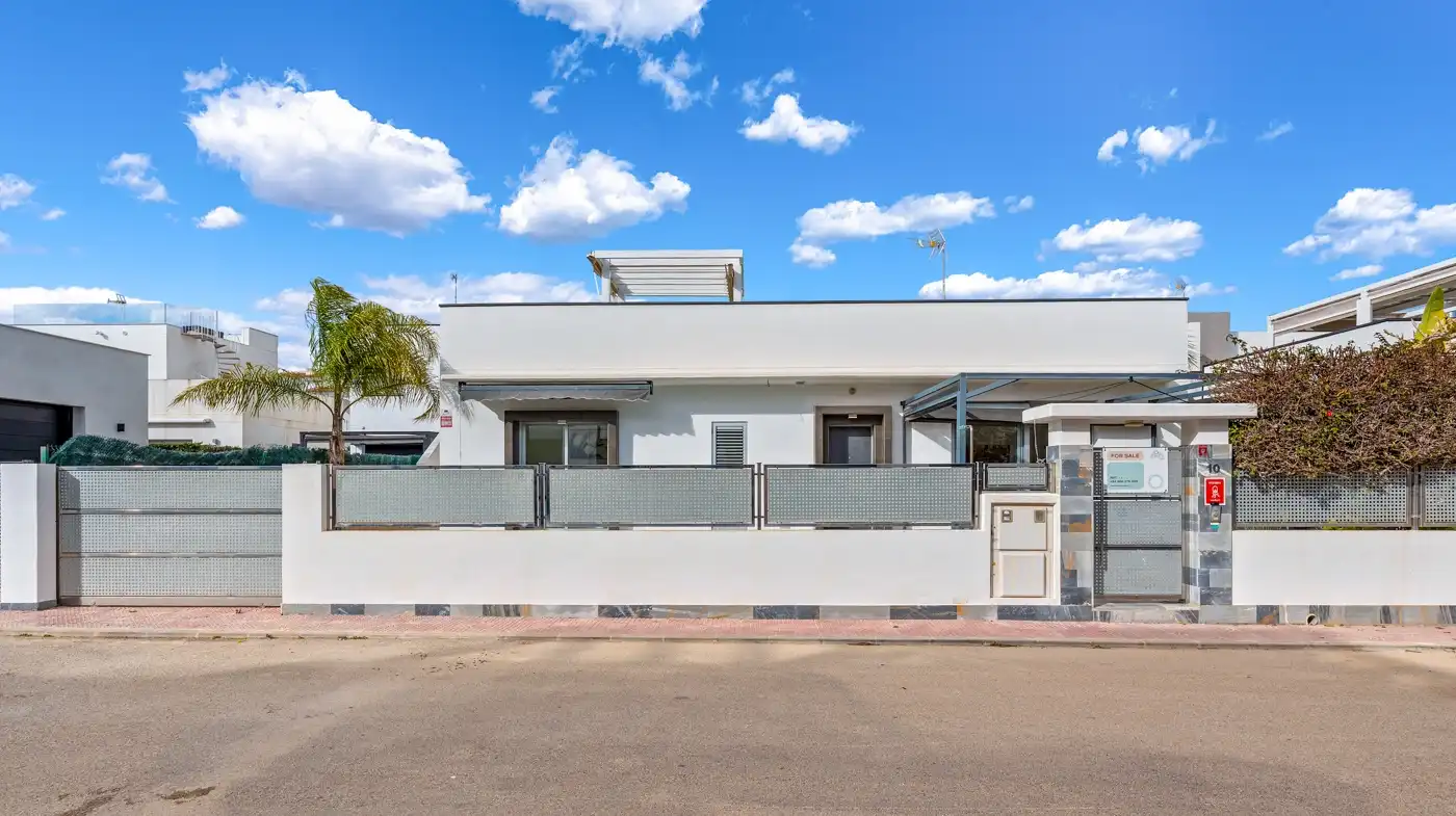 Villa avec piscine à vendre à Ciudad Quesada