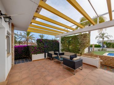 Adossat amb piscina en venda a Orihuela Costa