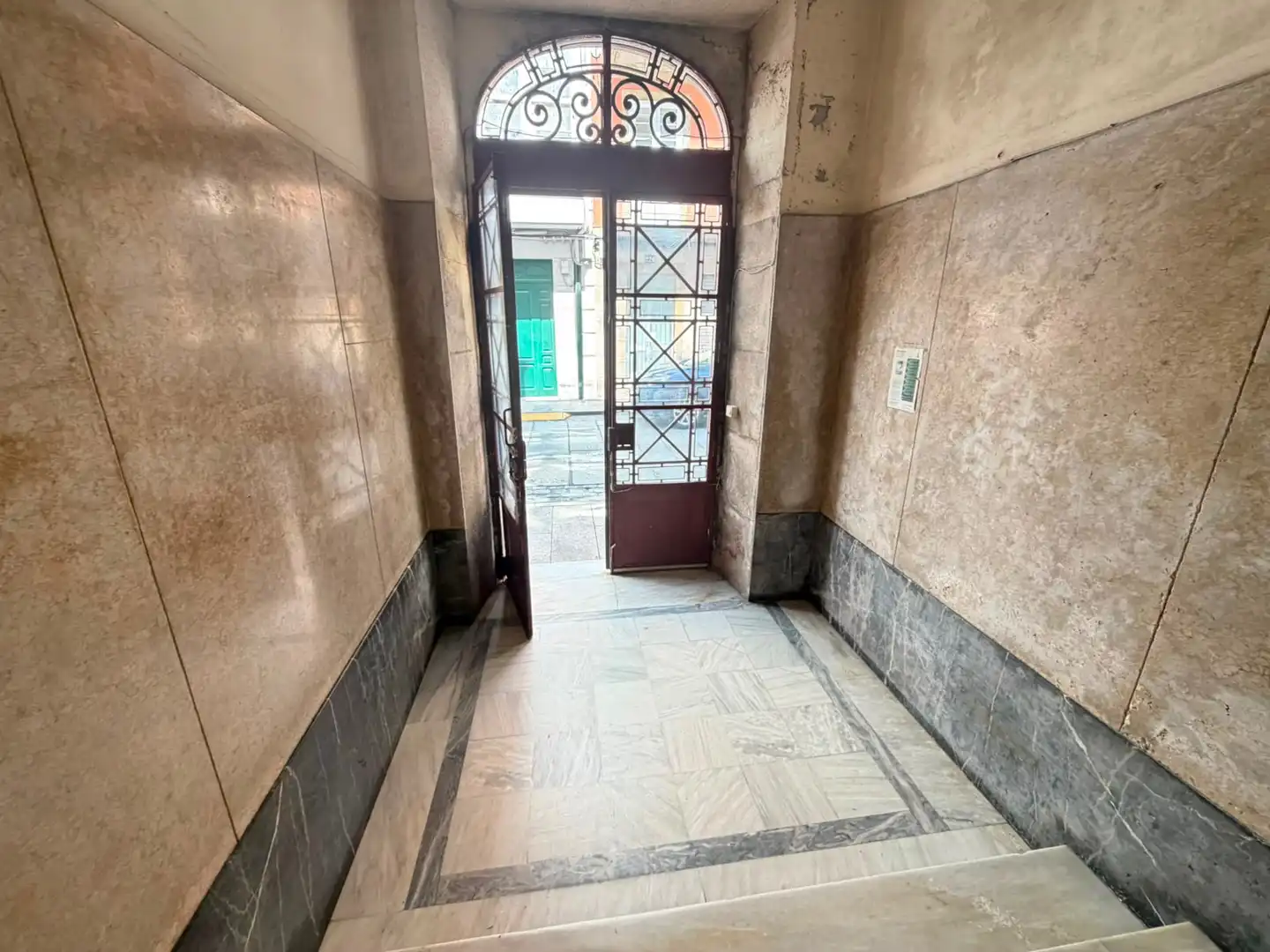 Ático de alquiler en Ferrol con Calefacción, Parquet y Terraza