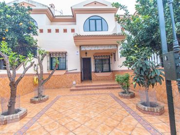 Maison mitoyenne à vendre à Calle Carlos Cano