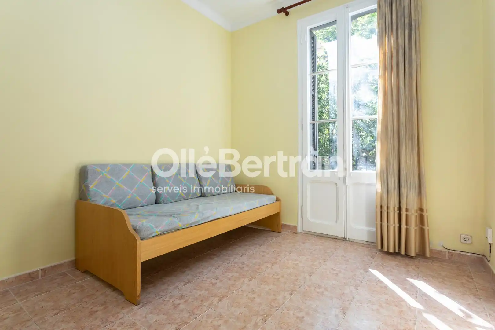 Bedroom of Flat for sale in Barcelona  with Balcony