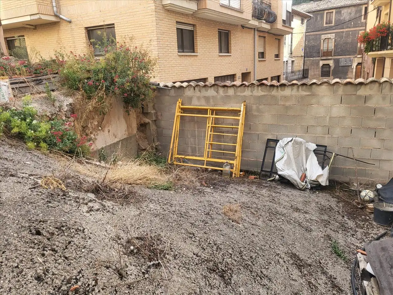 Residencial en venda en Pradoluengo