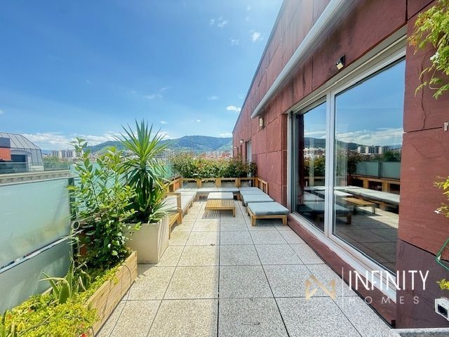 Terrassa de Pis en venda en Bilbao  amb Calefacció, Terrassa i Traster